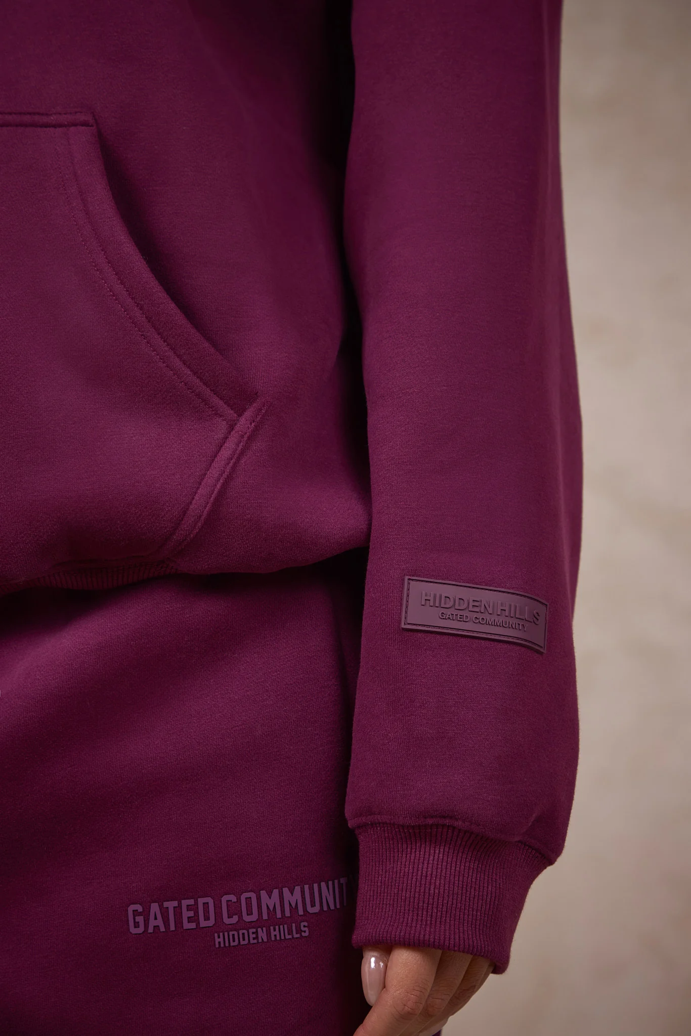 BASICS HOODIE DARK PLUM - Image 6