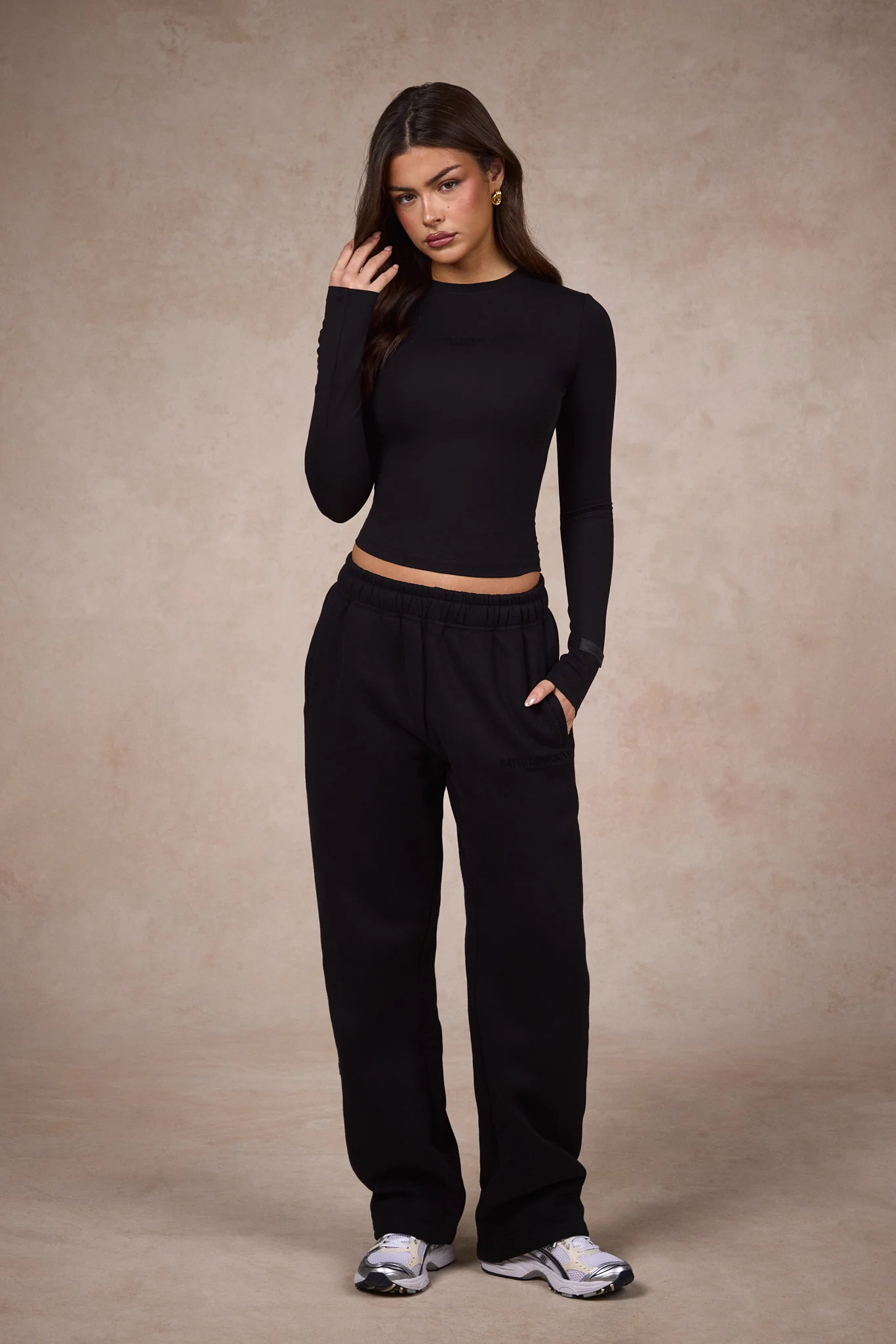 BASICS LONGSLEEVE TOP BLACK - Image 6