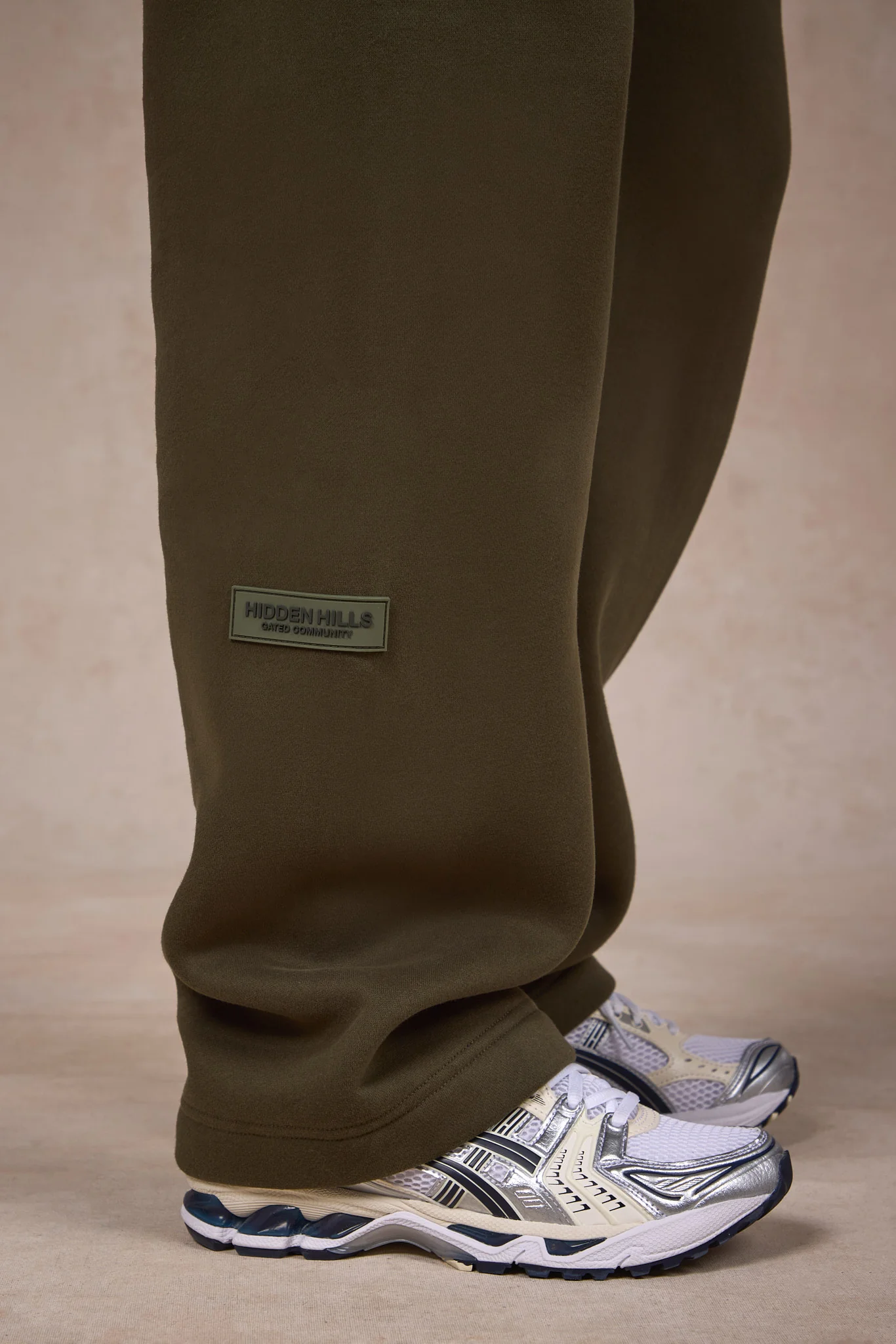 BASICS STRAIGHT LEG SWEATPANTS OLIVE - Image 3