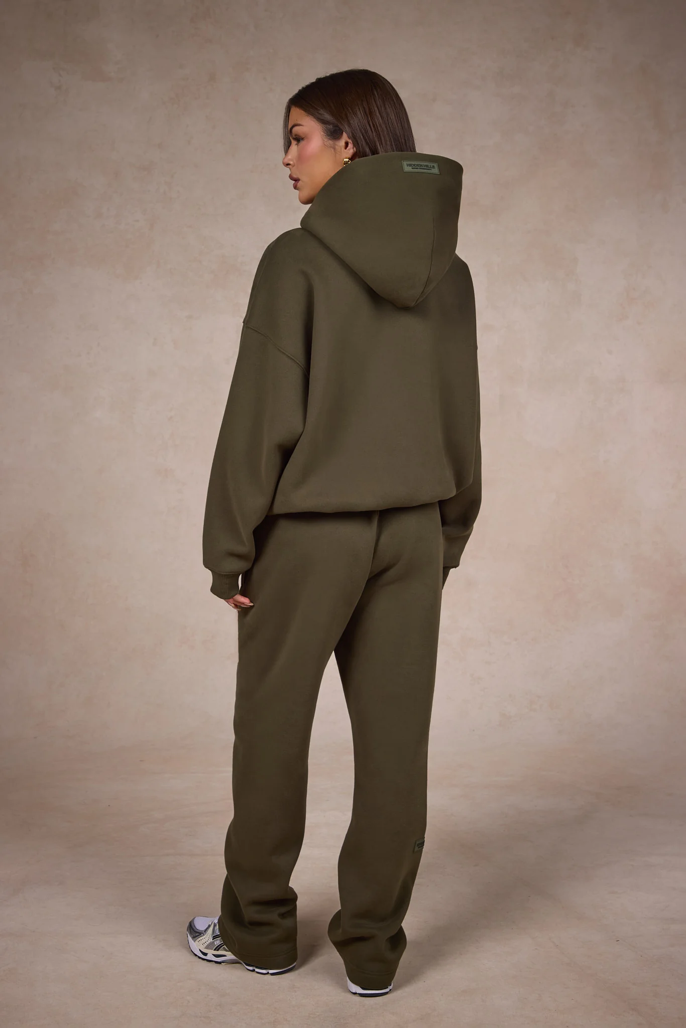 BASICS STRAIGHT LEG SWEATPANTS OLIVE - Image 4
