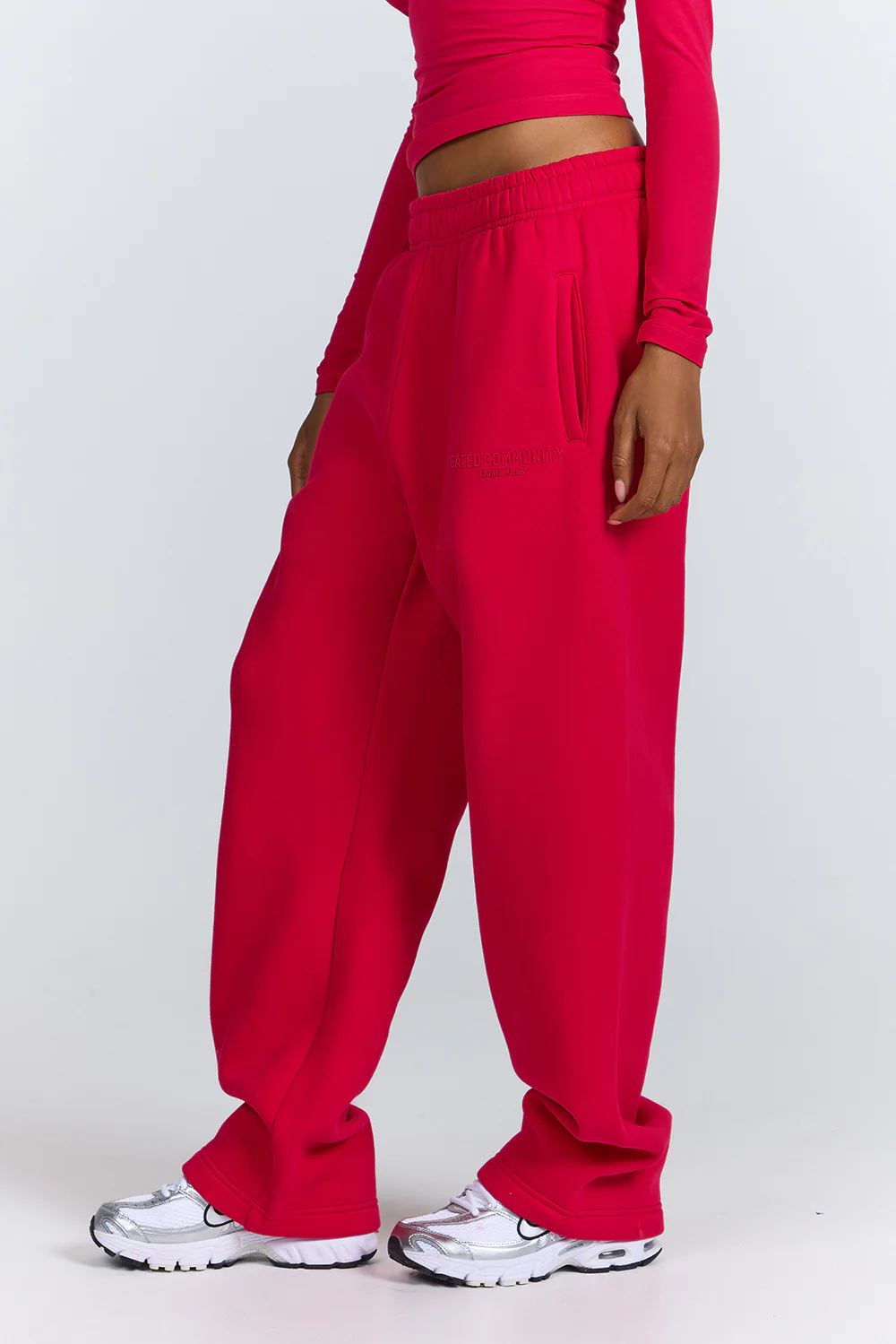 BASICS STRAIGHT LEG SWEATPANTS RASPBERRY RED