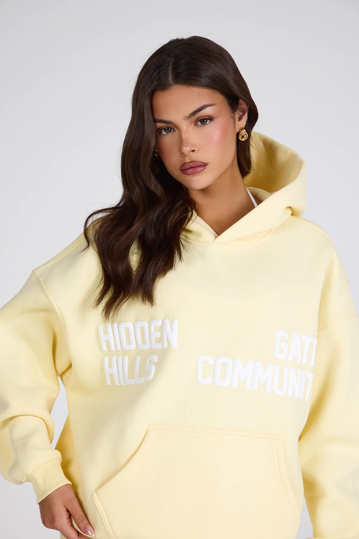 GATED COMMUNITY HOODIE BUTTER YELLOW - Image 3