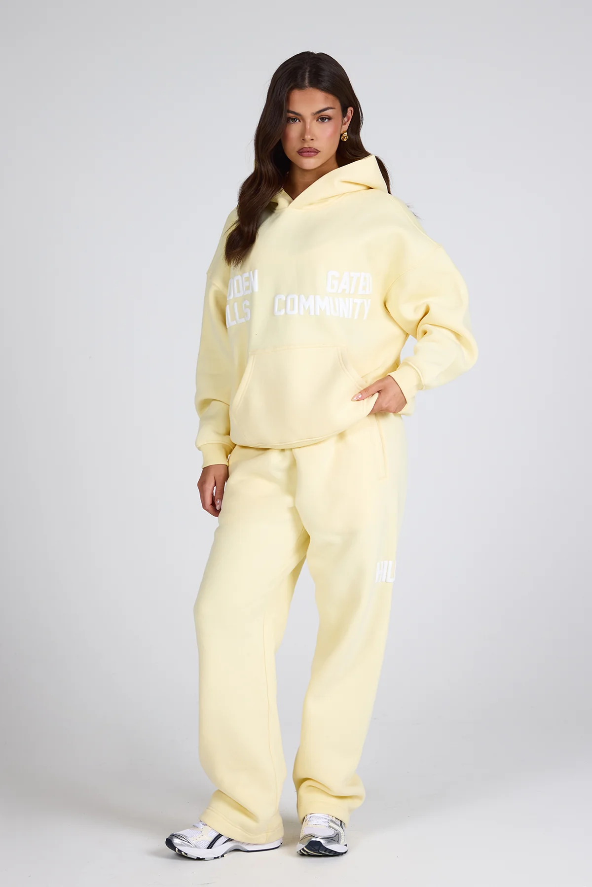 GATED COMMUNITY HOODIE BUTTER YELLOW - Image 4