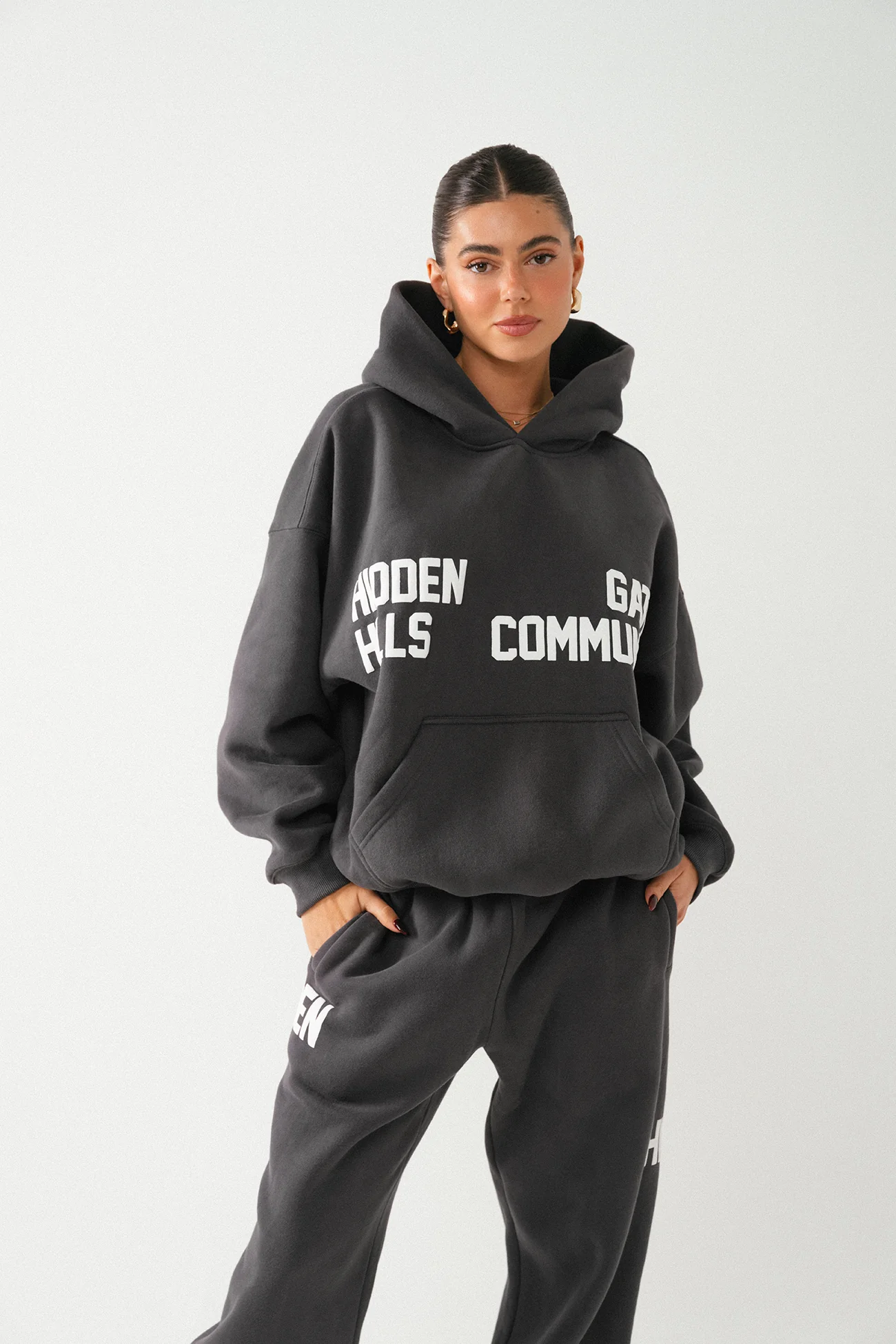 GATED COMMUNITY HOODIE DARK GREY - Image 3