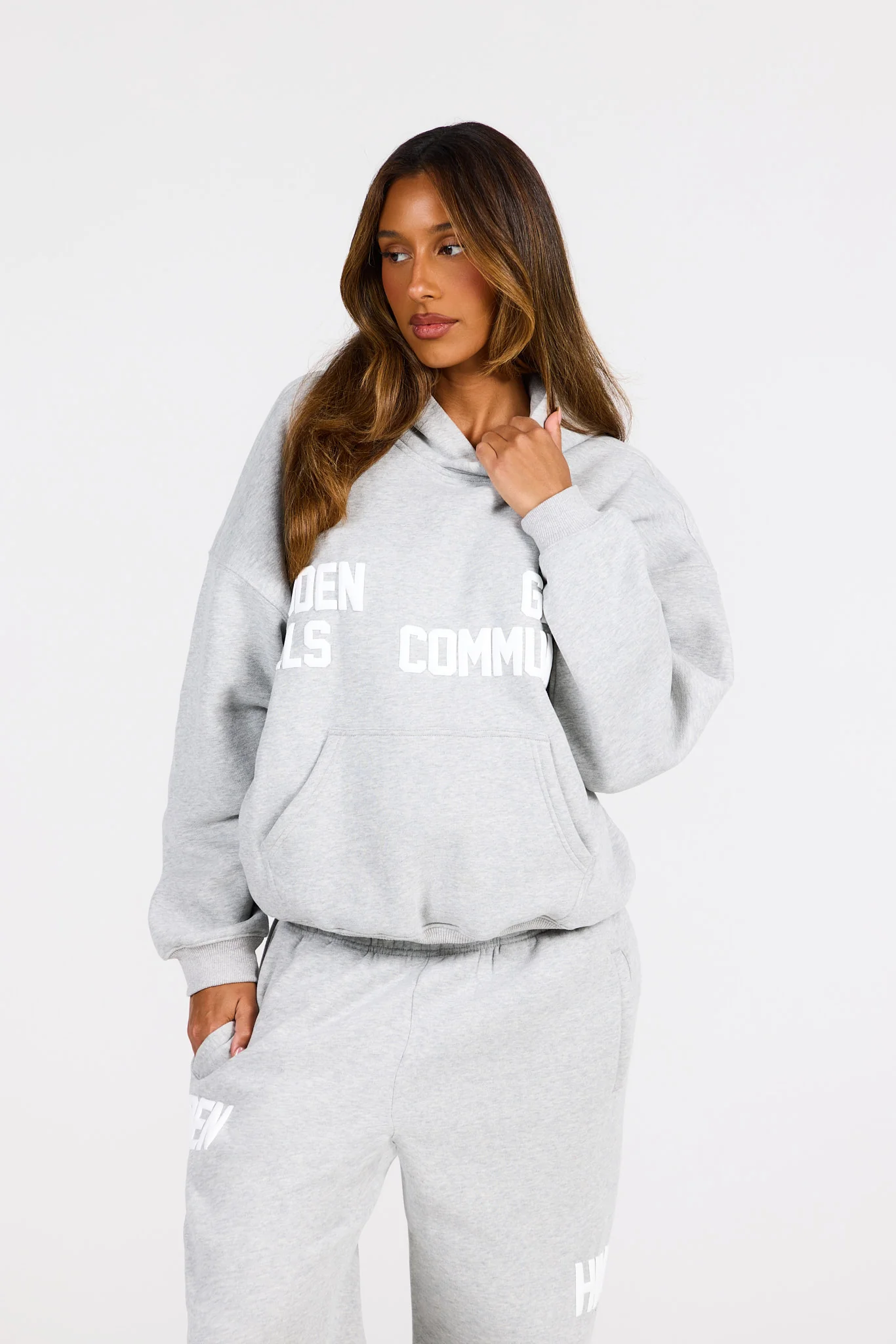 GATED COMMUNITY HOODIE MEDIUM GREY - Image 2