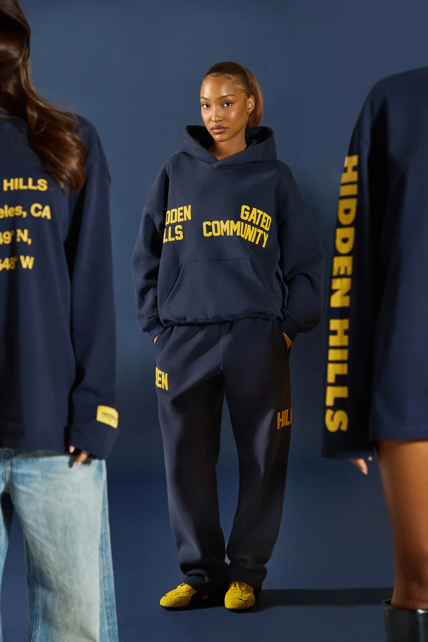 GATED COMMUNITY HOODIE AMBER/NAVY - Image 7