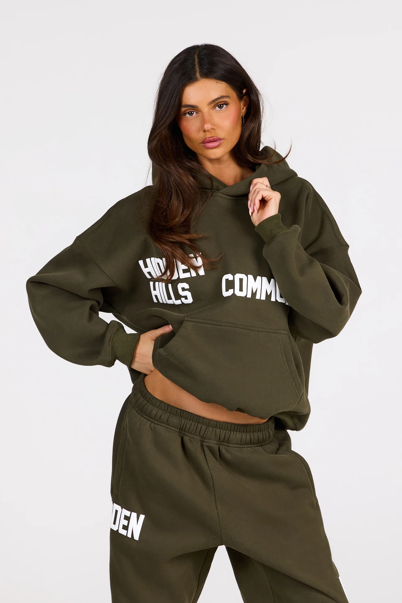 GATED COMMUNITY HOODIE OLIVE