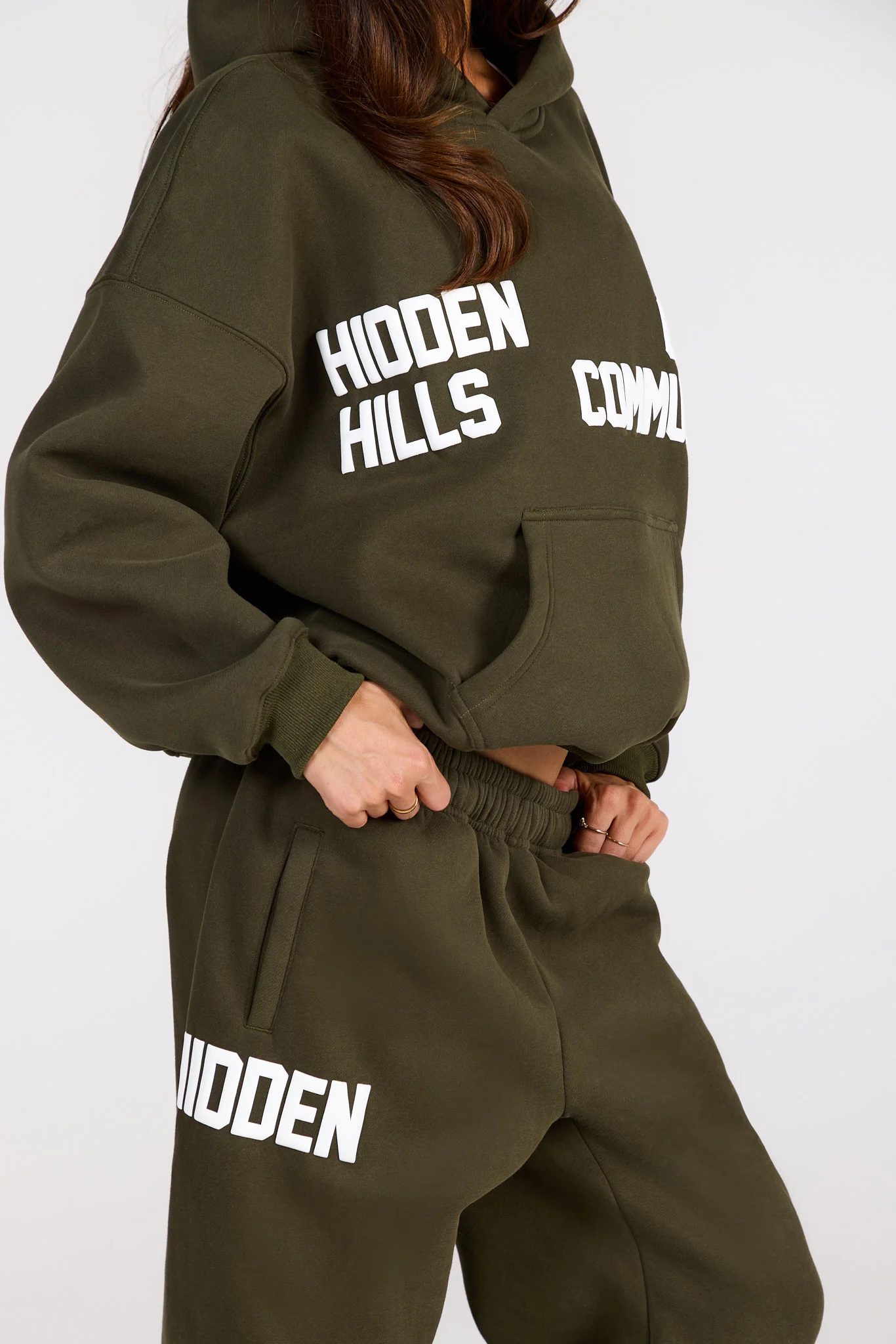 GATED COMMUNITY HOODIE OLIVE - Image 3