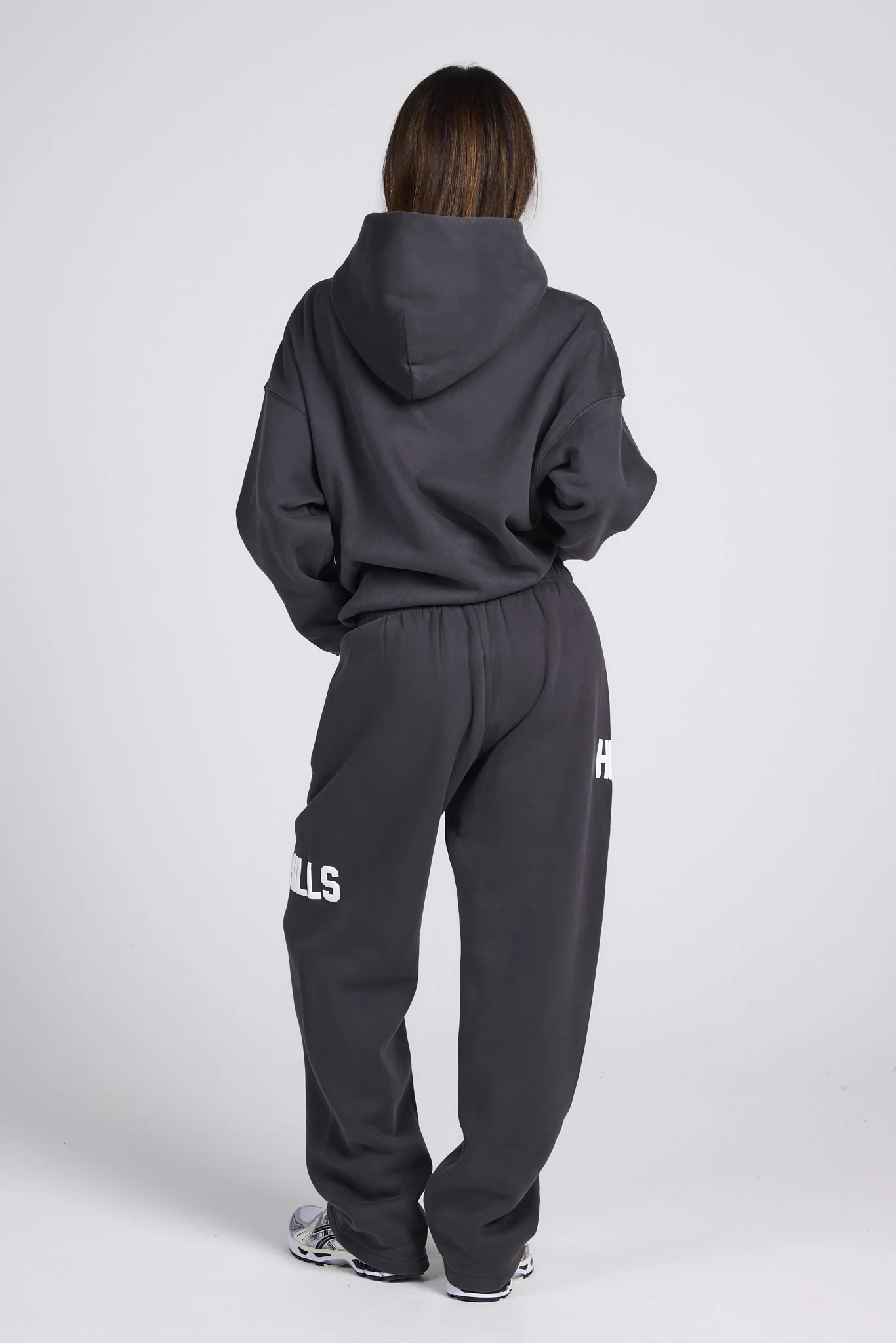 GATED COMMUNITY STRAIGHT LEG SWEATPANTS DARK GREY - Image 3