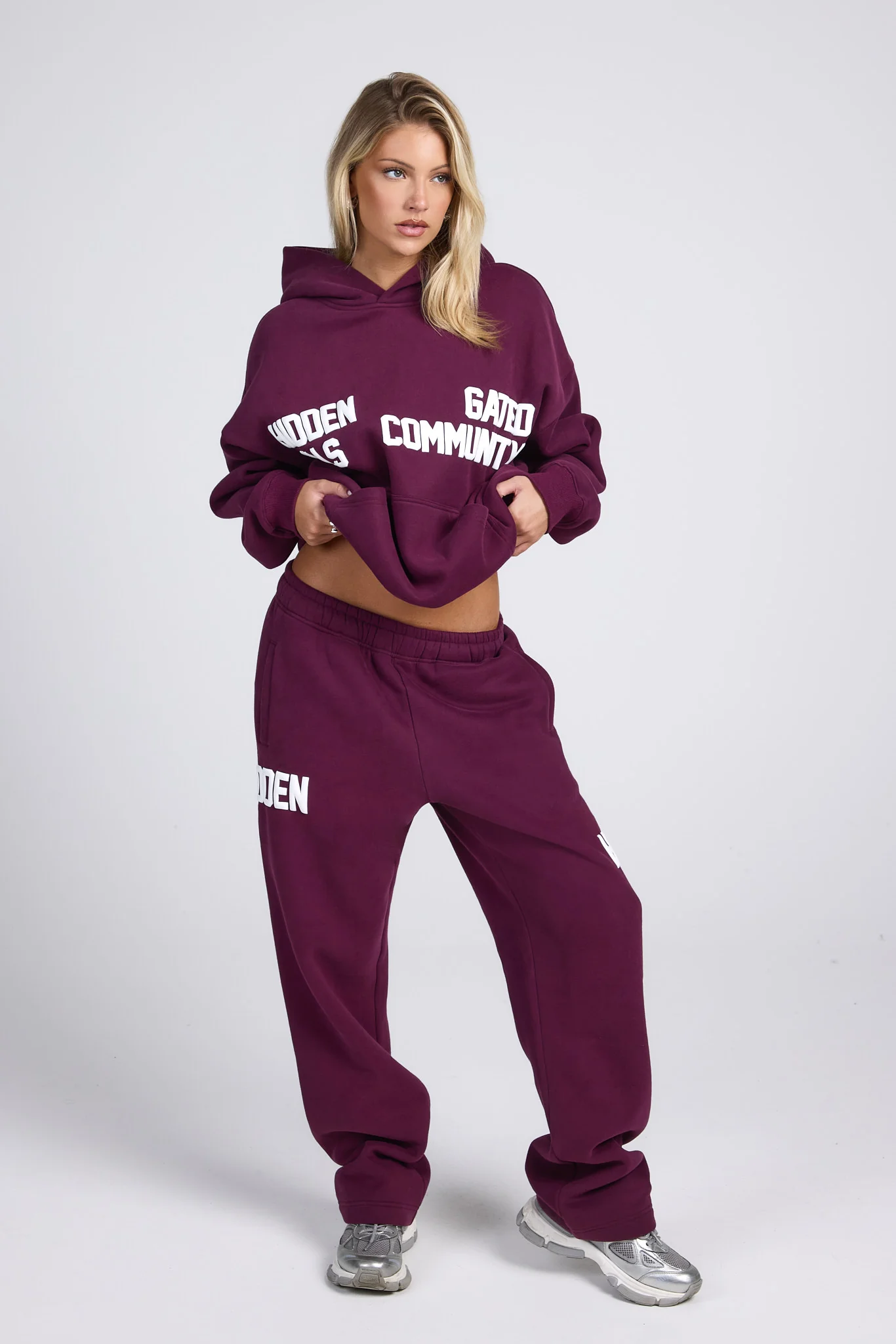 GATED COMMUNITY STRAIGHT LEG SWEATPANTS DARK PLUM - Image 2