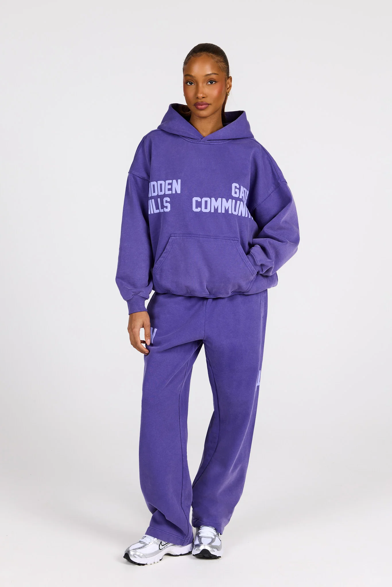 GATED COMMUNITY VINTAGE WASH HOODIE PURPLE - Image 3