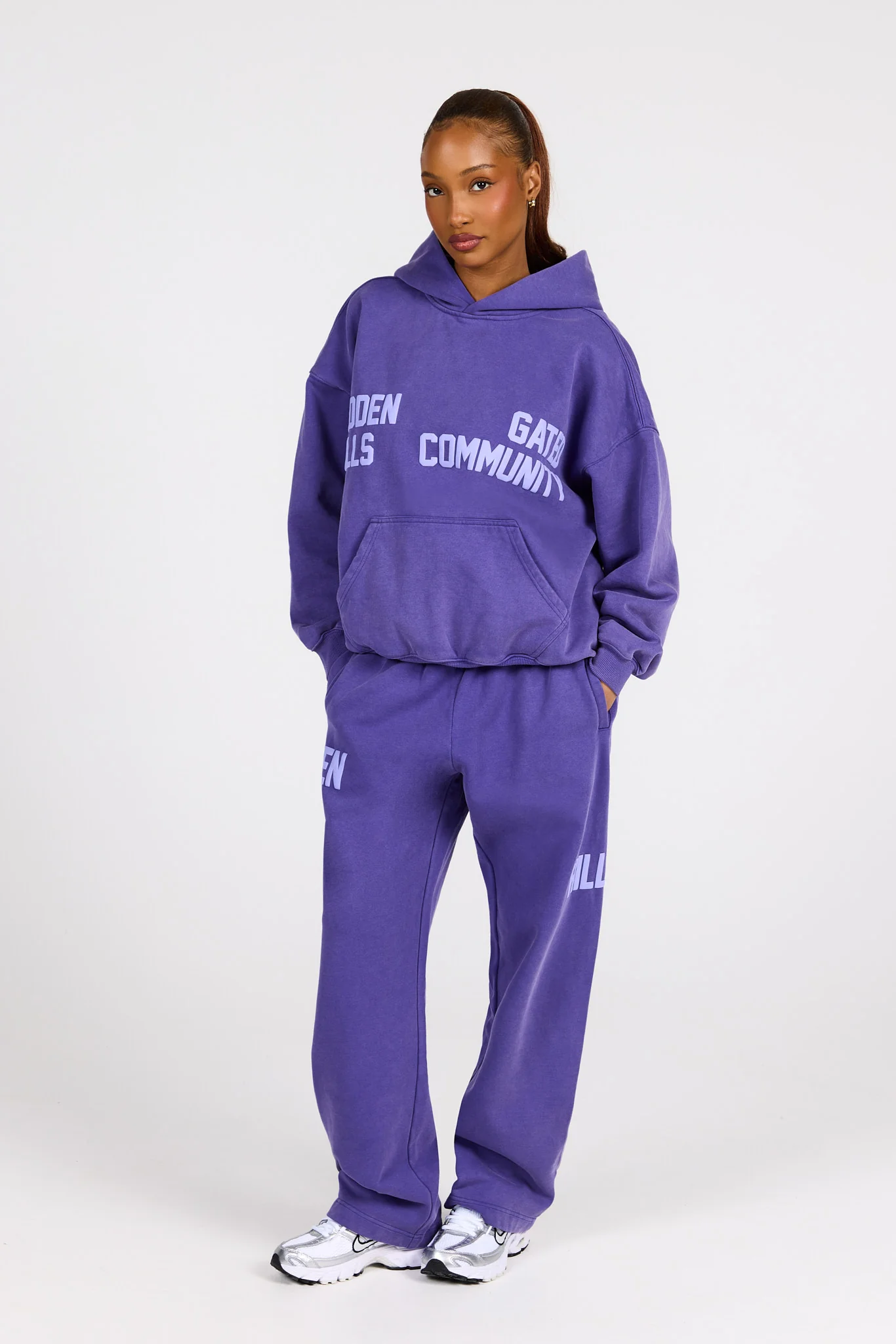GATED COMMUNITY VINTAGE WASH STRAIGHT LEG SWEATPANTS PURPLE - Image 4