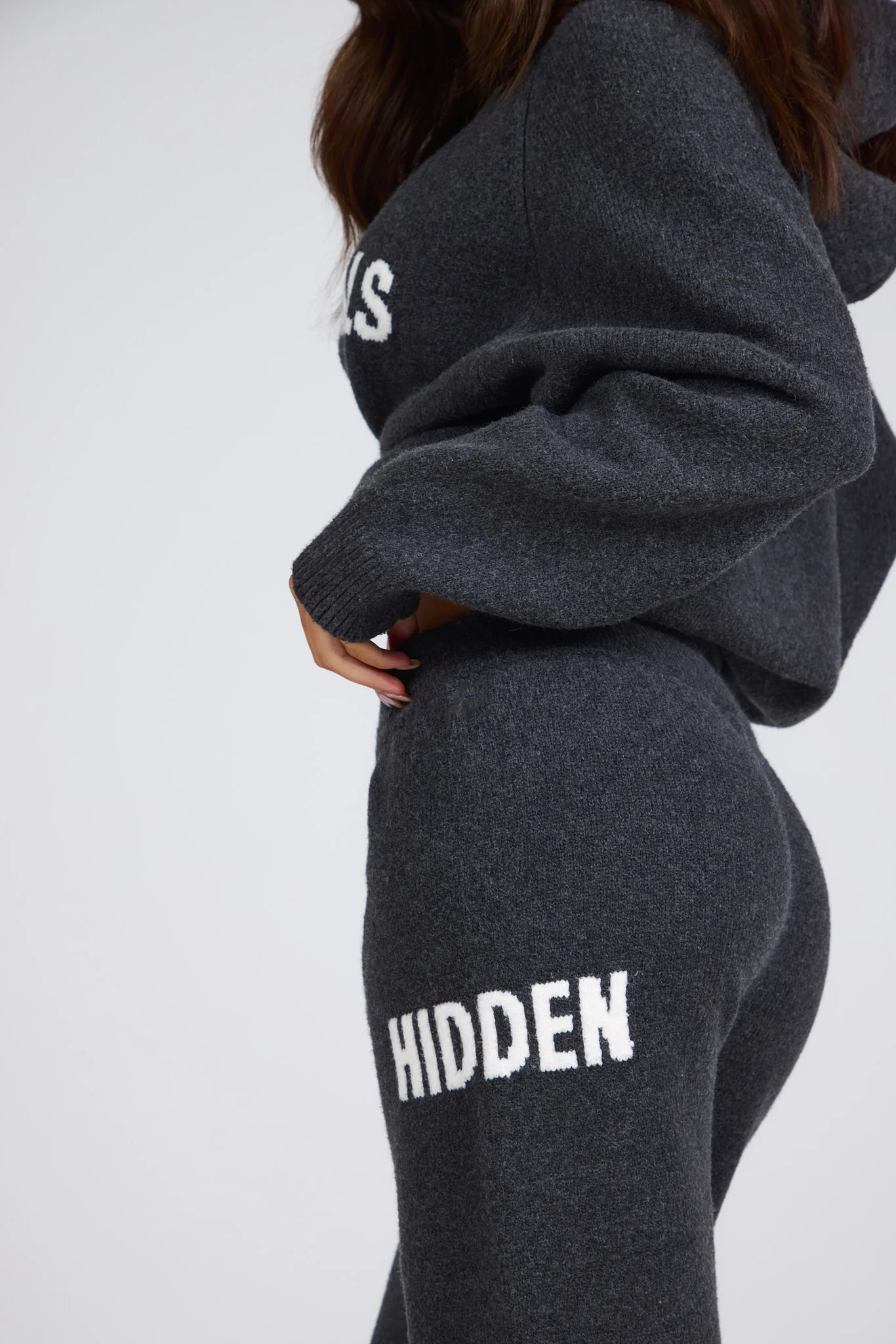 KNIT SWEATPANTS DARK GREY - Image 3