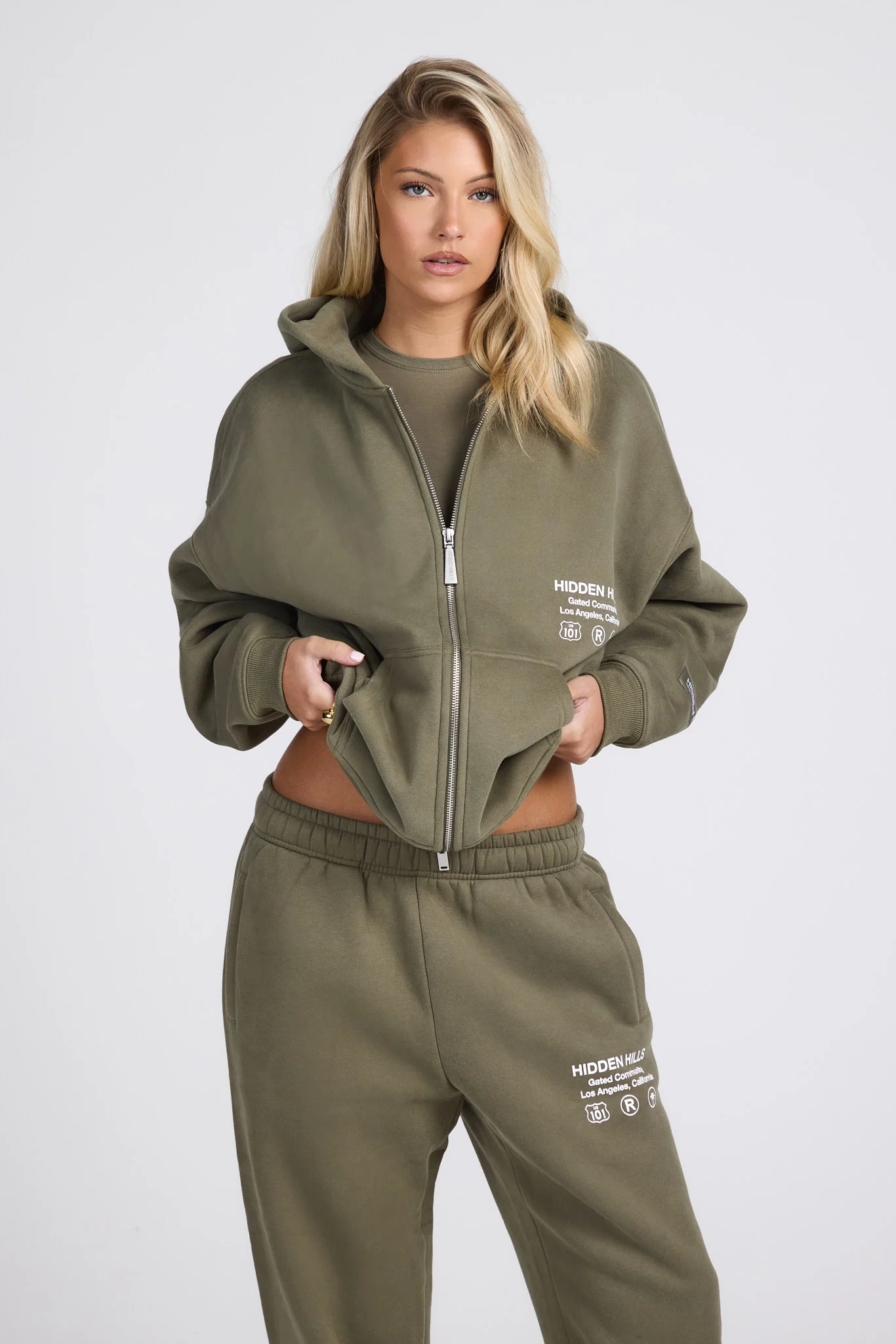 LABEL ZIP HOODIE SAGE - Image 3